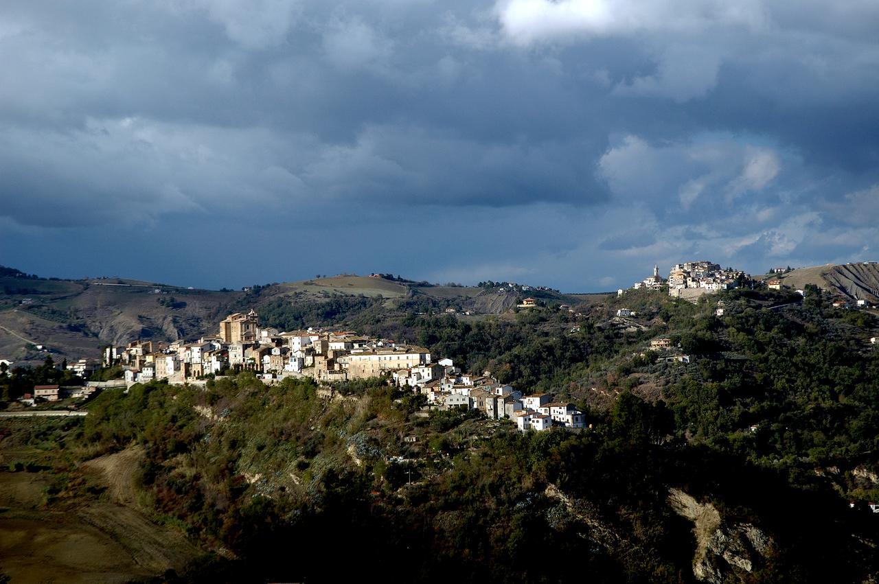 Azienda Agrituristica Colle San Giorgio 카스티글리오네 메세르 라이몬도 외부 사진
